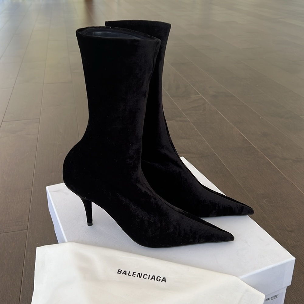 Balenciaga Velour Knife Socks boots size 39 NWT